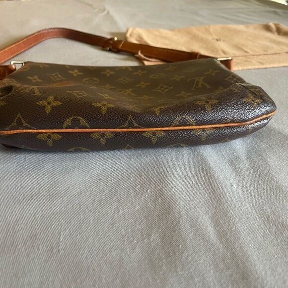 Louis Vuitton Musette Tango Monogramed Short Shoulder Bag circa 1999 w Dustbag - Picture 3 of 10